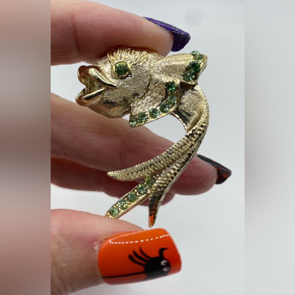 Early Dodd's Gold Tone Rhinestone Fish Brooch Pin Vintage